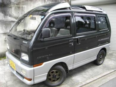 JDM 1993 Mitsubishi Bravo MZ-G import
