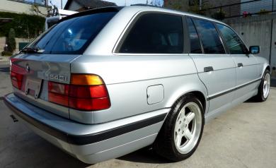 JDM 1994 BMW 540i | 540 i Touring Wagon (HE40) import
